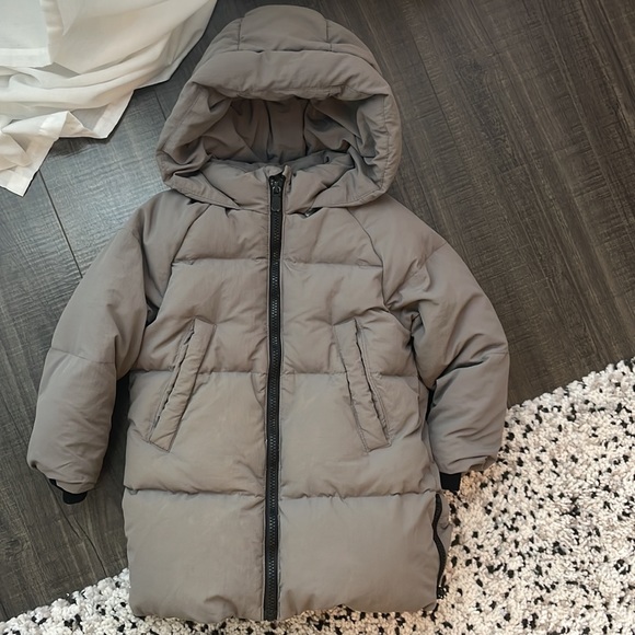 Zara - Toddler Puffer - Size 3-4 years. - Picture 7 of 7